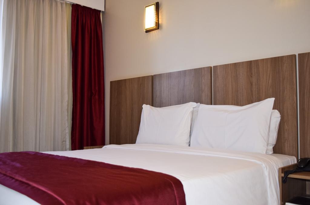 America Bittar Hotel Бразилиа Экстерьер фото